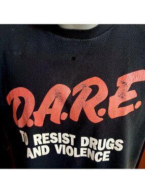 D.A.R.E. "To Resist Drugs And Violence" XL Vintage T-shirt Distressed Fade 90s